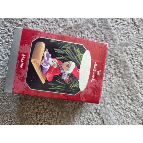 Hallmark Keepsake Ornament – Maxine on a Toboggan (1999) - Picture 3 of 3